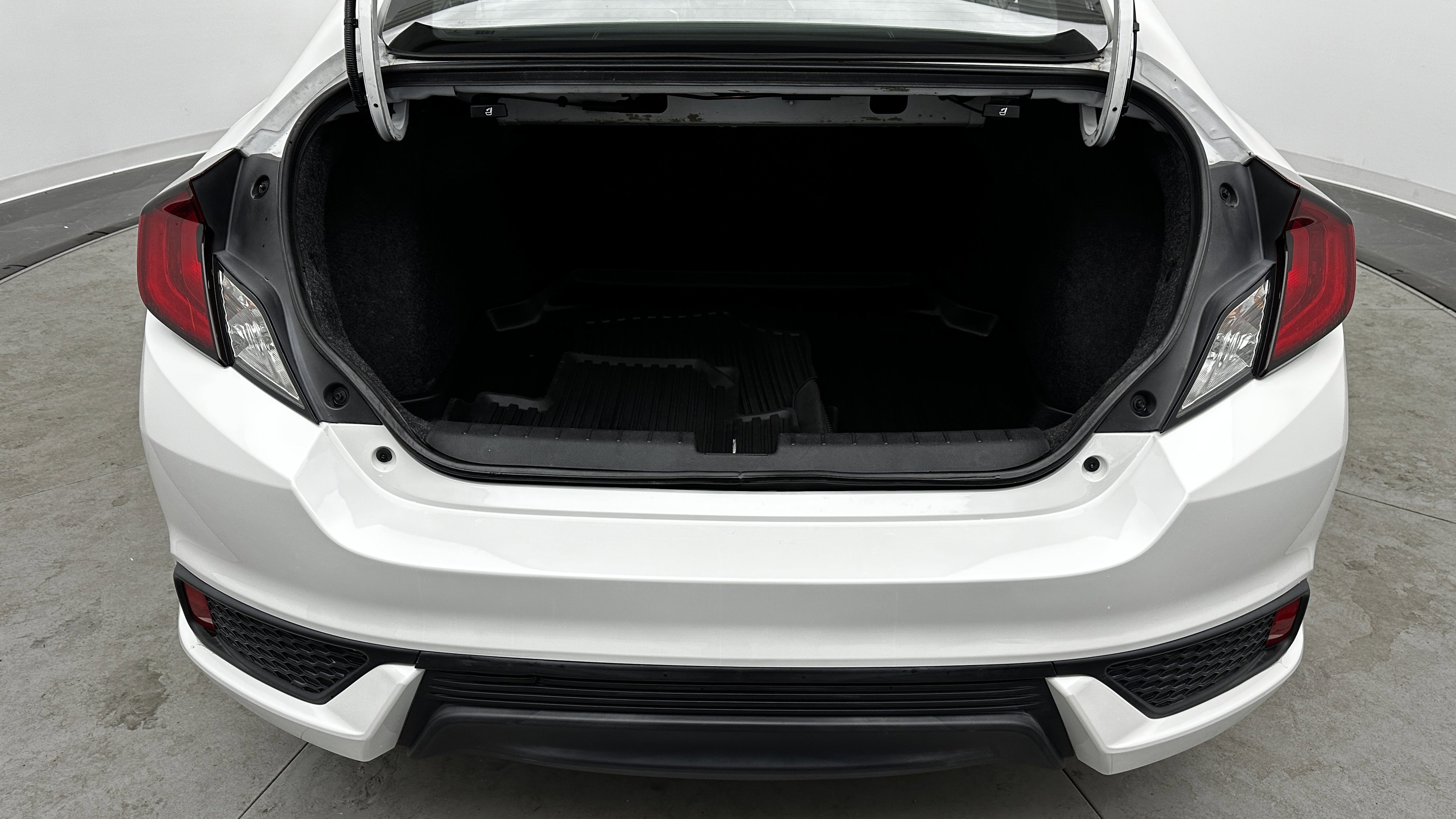 Used 2020 Honda Civic EX image 25