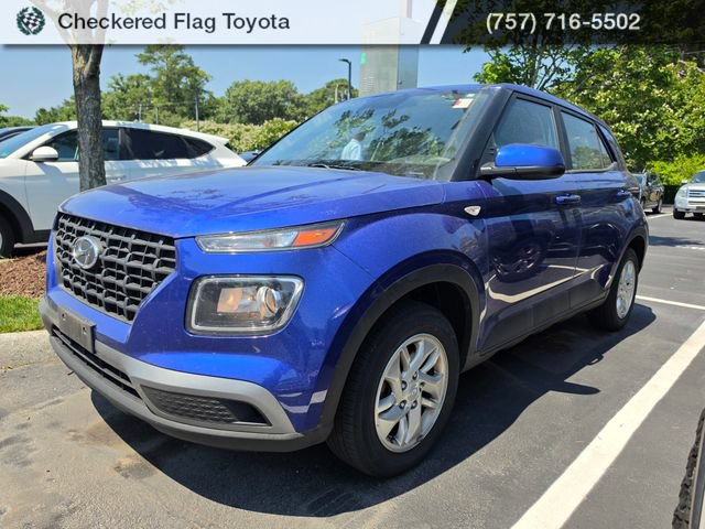 Used 2023 Hyundai Venue SE w/ Cargo Package FWD image 1