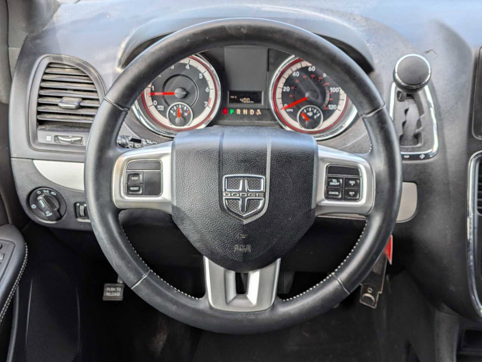 Used 2016 Dodge Grand Caravan SXT FWD image 22