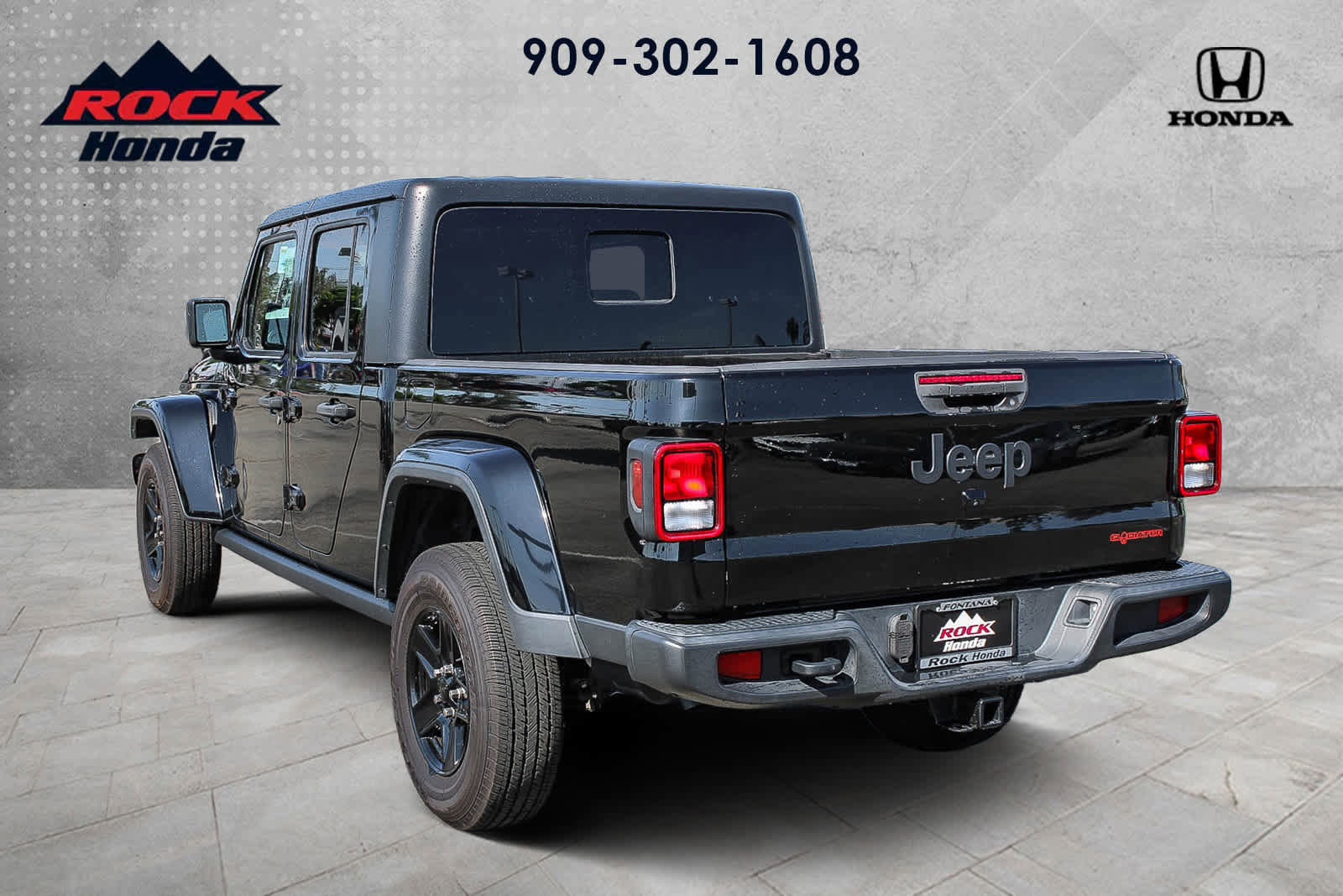 Used 2021 Jeep Gladiator Sport image 6