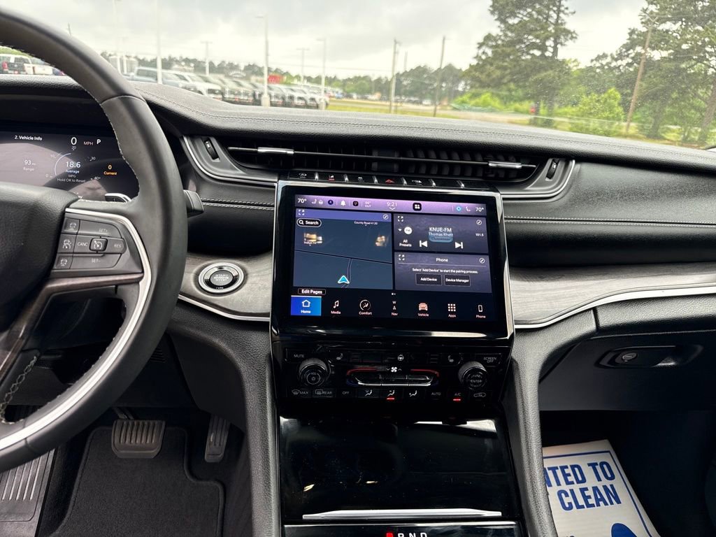 Used 2023 Jeep Grand Cherokee L Limited image 25