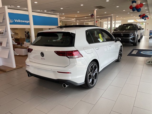 New 2025 Volkswagen GTI Autobahn image 4