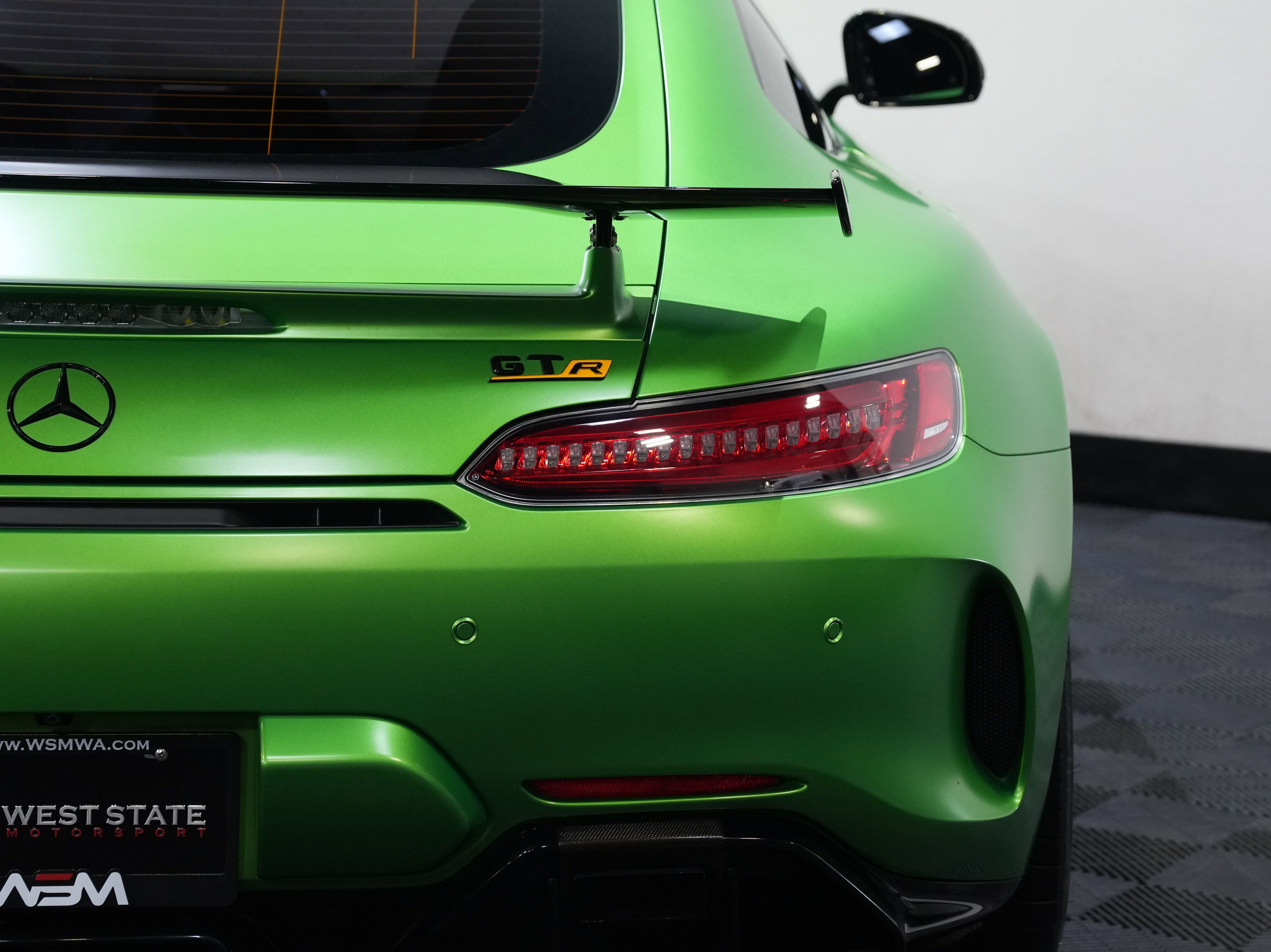 Used 2018 Mercedes-Benz AMG GT R image 17