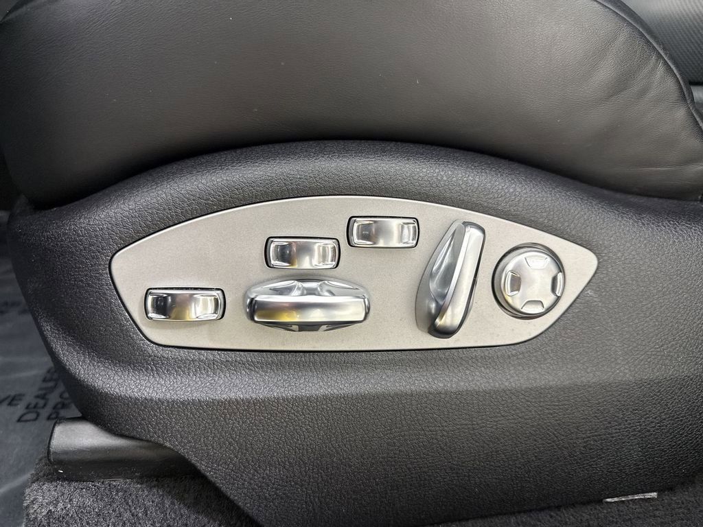 Certified 2022 Porsche Macan GTS AWD/4WD image 40
