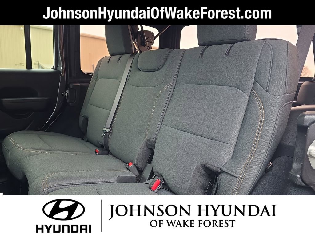 Used 2024 Jeep Wrangler Sport S image 24