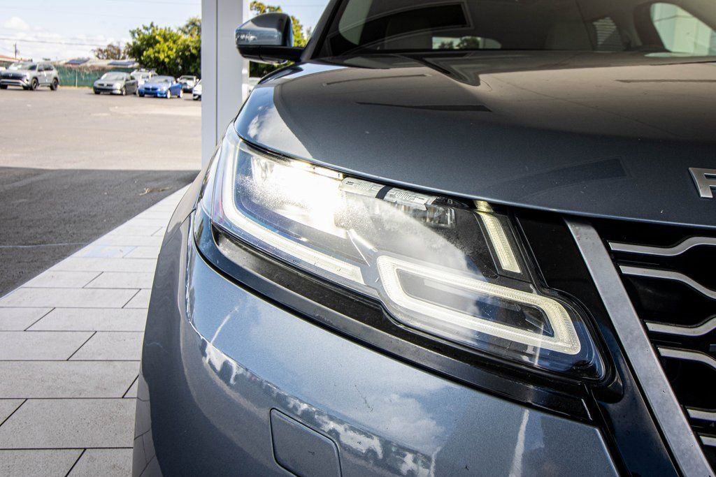 Used 2020 Land Rover Range Rover Velar S image 7