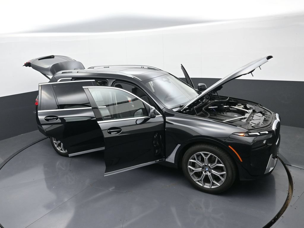 Used 2026 BMW X7 xDrive40i AWD/4WD image 38