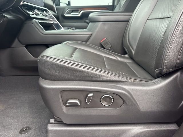 Used 2024 GMC Sierra 2500 Denali w/ Denali Reserve Package image 16