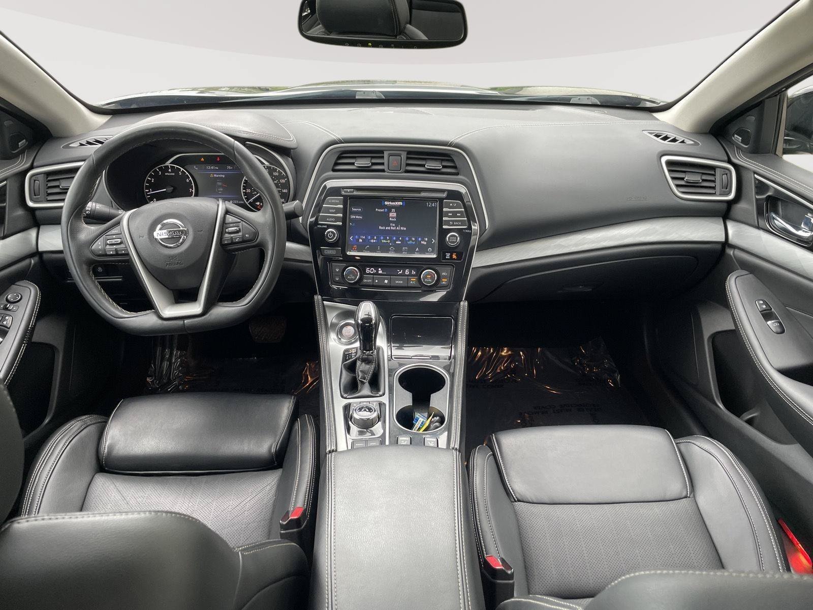 Used 2017 Nissan Maxima 3.5 SL FWD image 25