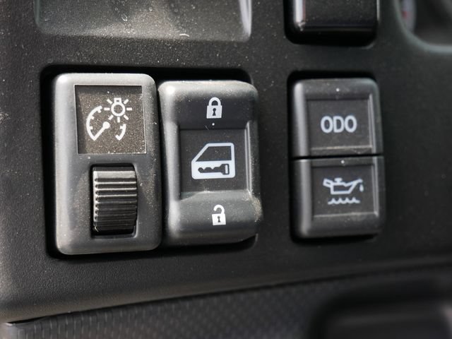 Used 2024 Chevrolet Low Cab Forward 5500XD RWD image 8