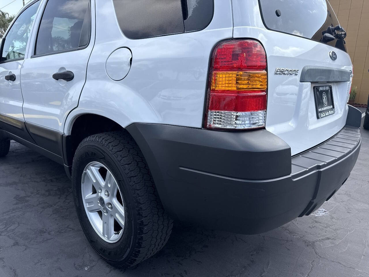 Used 2005 Ford Escape 2WD Hybrid image 36