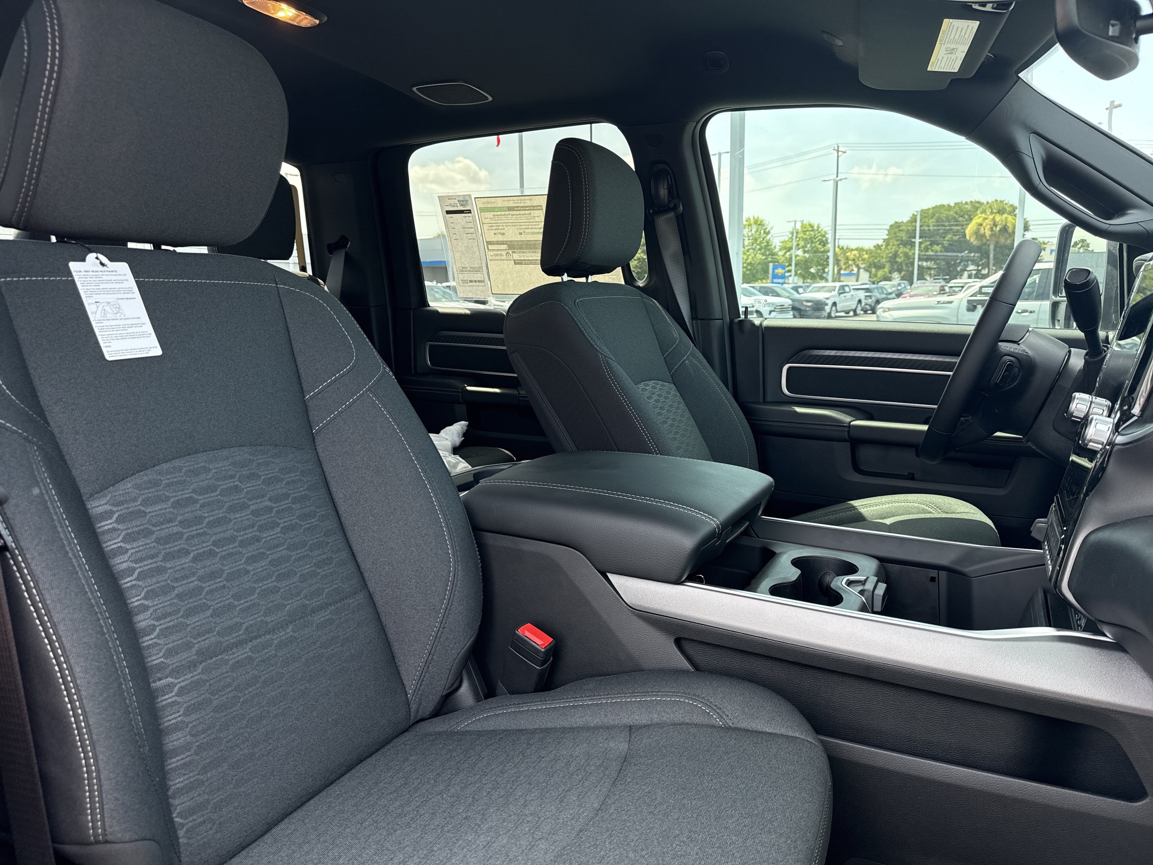 New 2026 RAM 3500 Big Horn AWD/4WD image 20