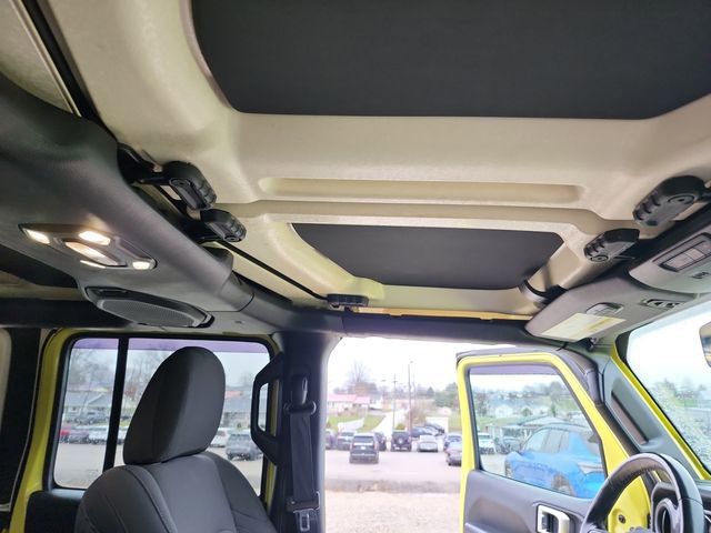 Used 2022 Jeep Wrangler Unlimited Sport image 16