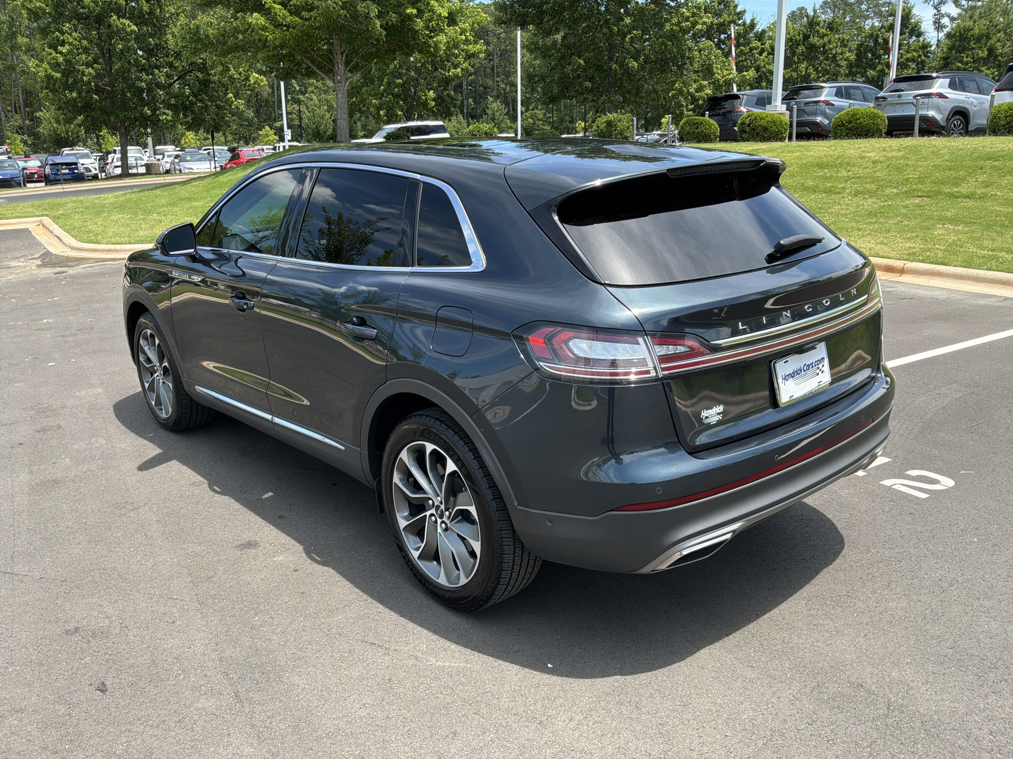 Used 2023 Lincoln Nautilus Reserve w/ Equipment Group 201A AWD/4WD image 8