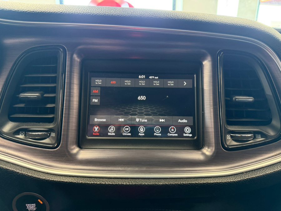 Used 2018 Dodge Challenger SXT w/ Super Sport Group (SS/T) RWD image 41