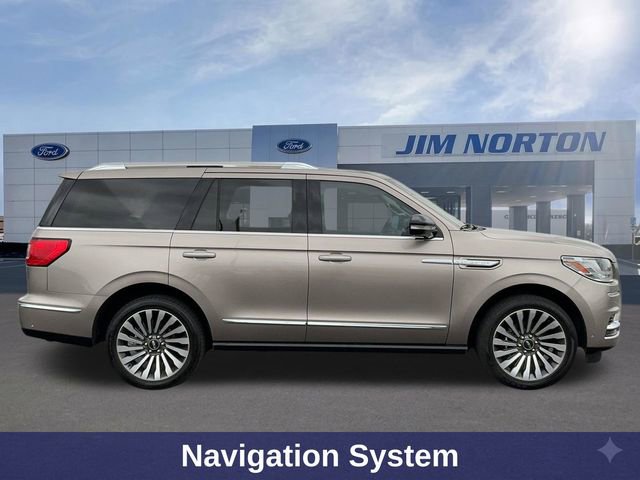 Used 2020 Lincoln Navigator Reserve w/ Luxury Package image 3
