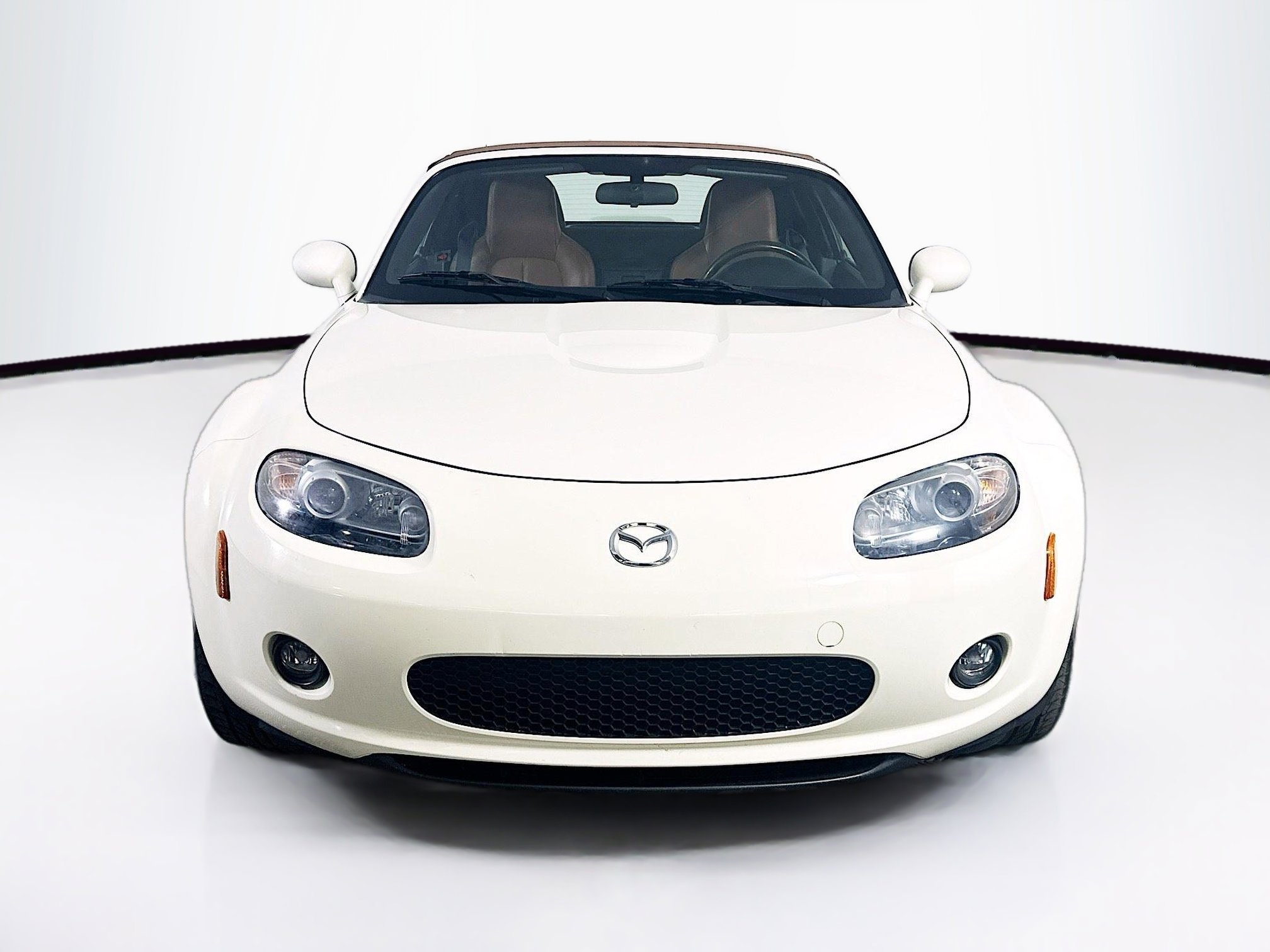 Used 2008 MAZDA MX-5 Miata Grand Touring image 2