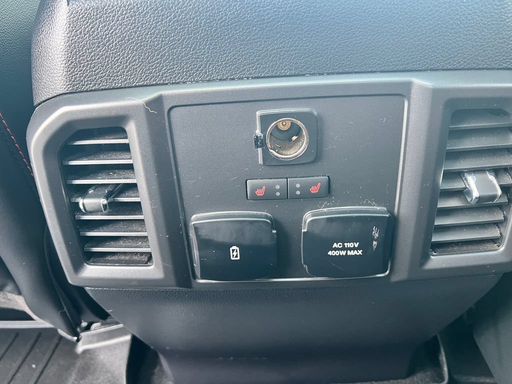 Used 2019 Ford F150 Lariat w/ Equipment Group 502A Luxury AWD/4WD image 41
