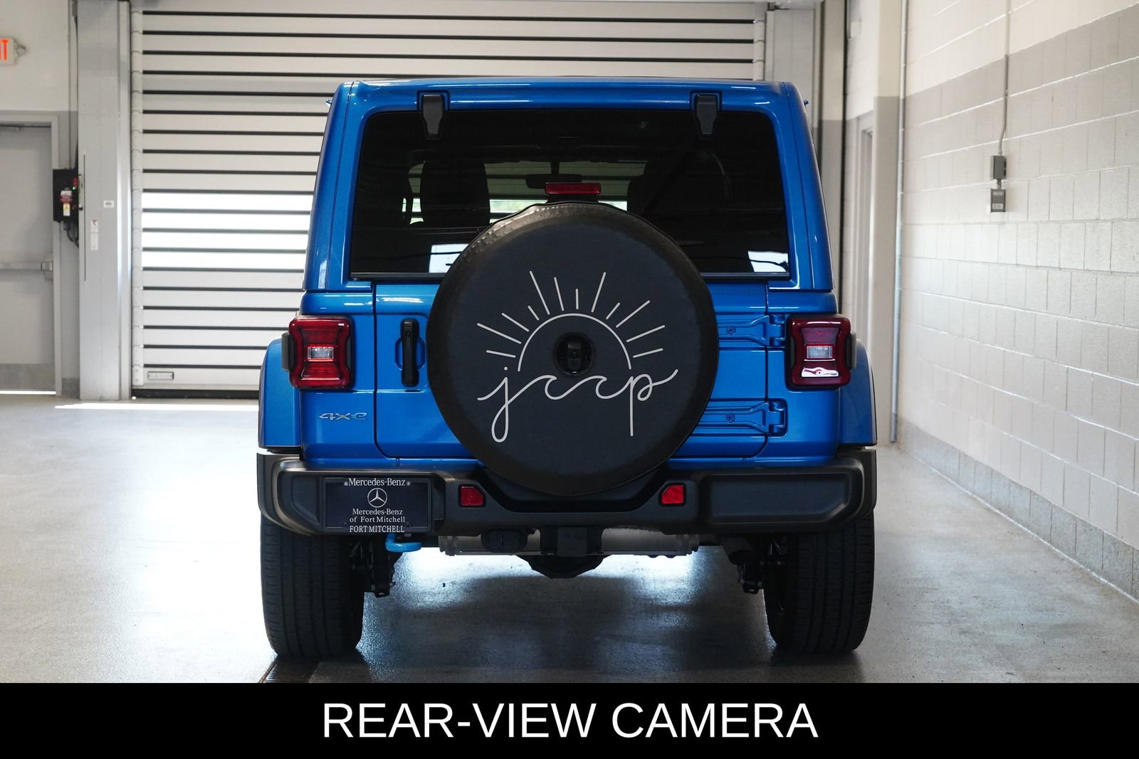 Used 2022 Jeep Wrangler Unlimited Sahara w/ Cold Weather Group image 5