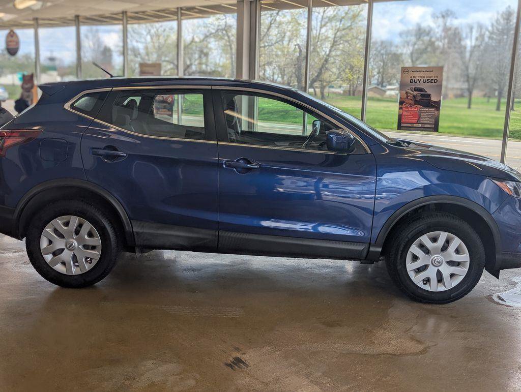 Used 2020 Nissan Rogue Sport S FWD image 8