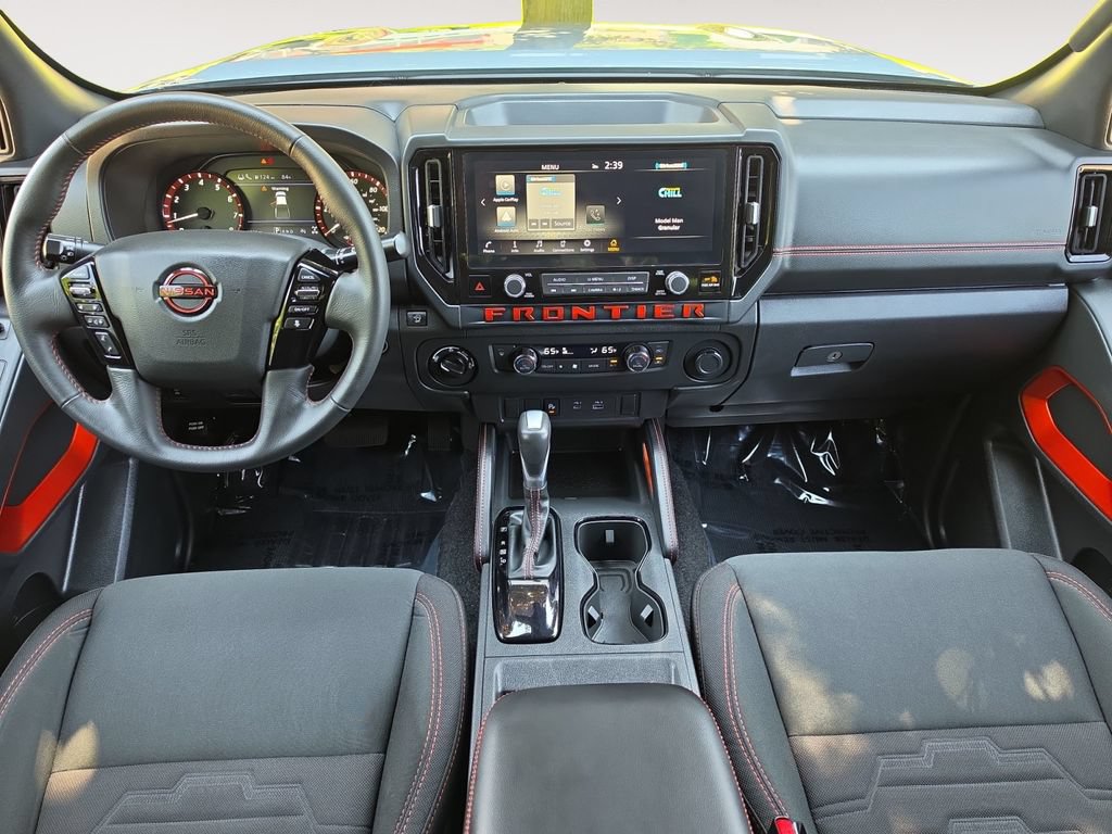 Used 2025 Nissan Frontier PRO-4X AWD/4WD image 10
