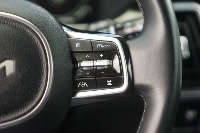 Used 2023 Kia Sorento SX FWD image 26