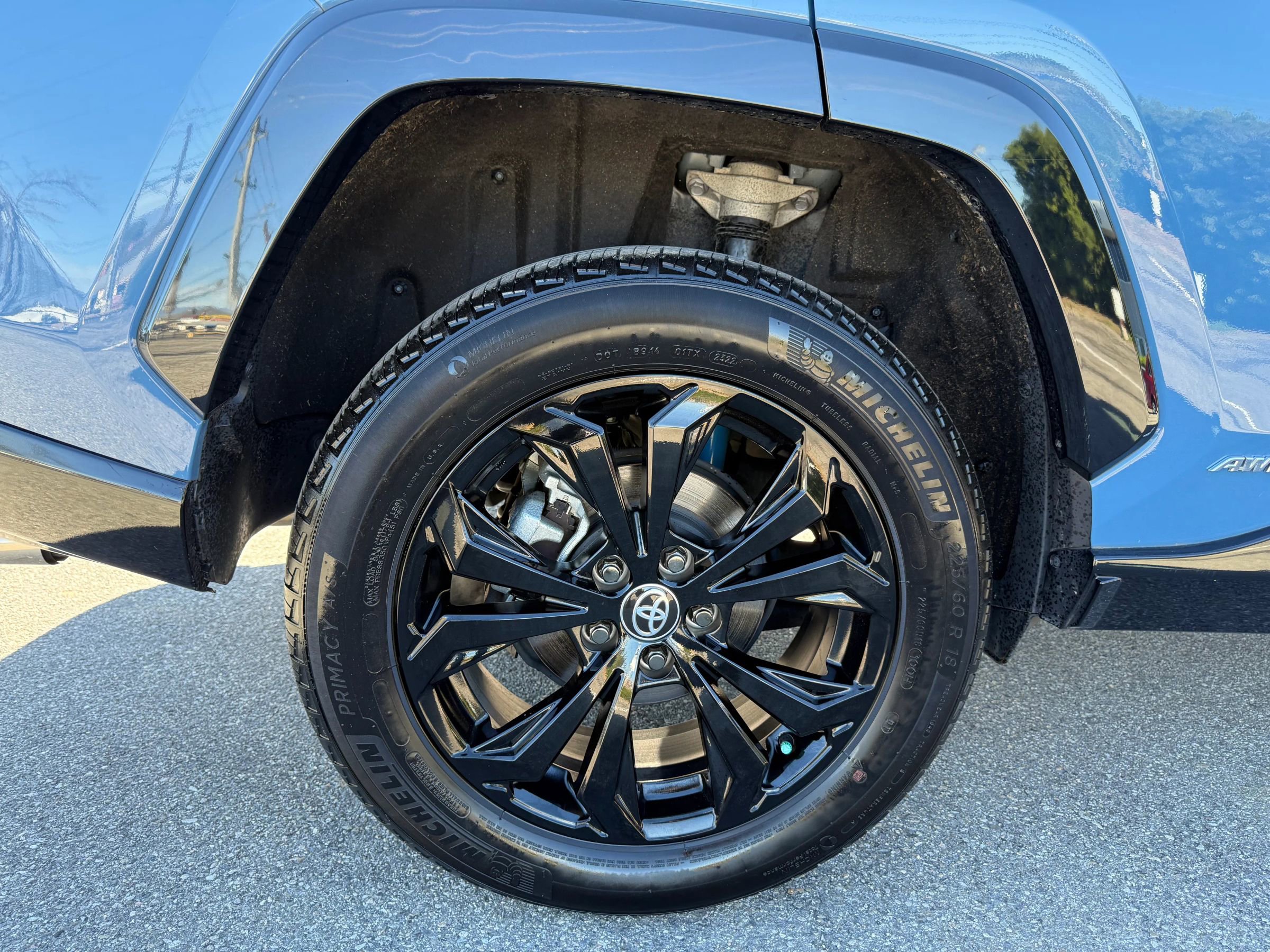 Used 2022 Toyota RAV4 SE w/ Convenience Package image 38