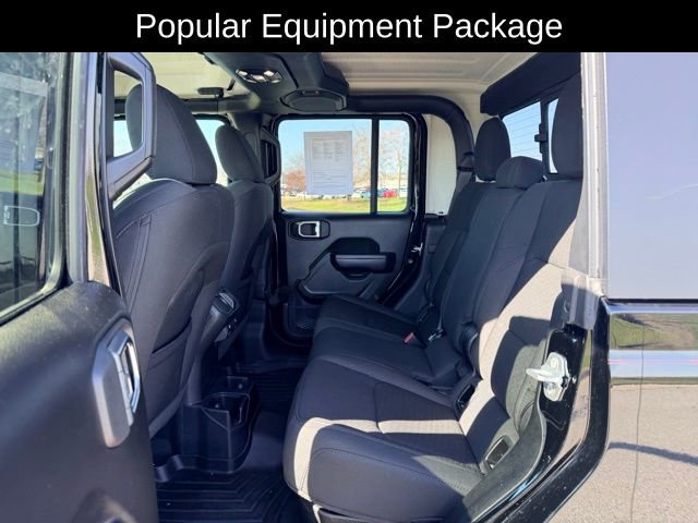 Used 2021 Jeep Gladiator Sport image 9