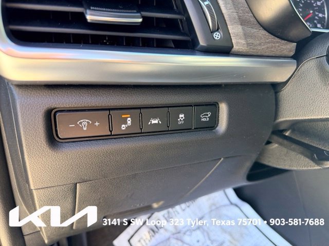 Certified 2021 Kia Telluride EX w/ Towing Package AWD/4WD image 16