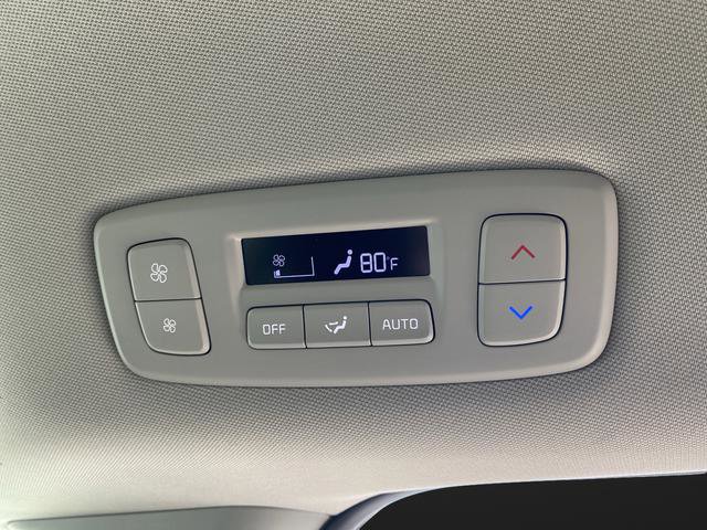 New 2026 Kia Carnival EX image 40