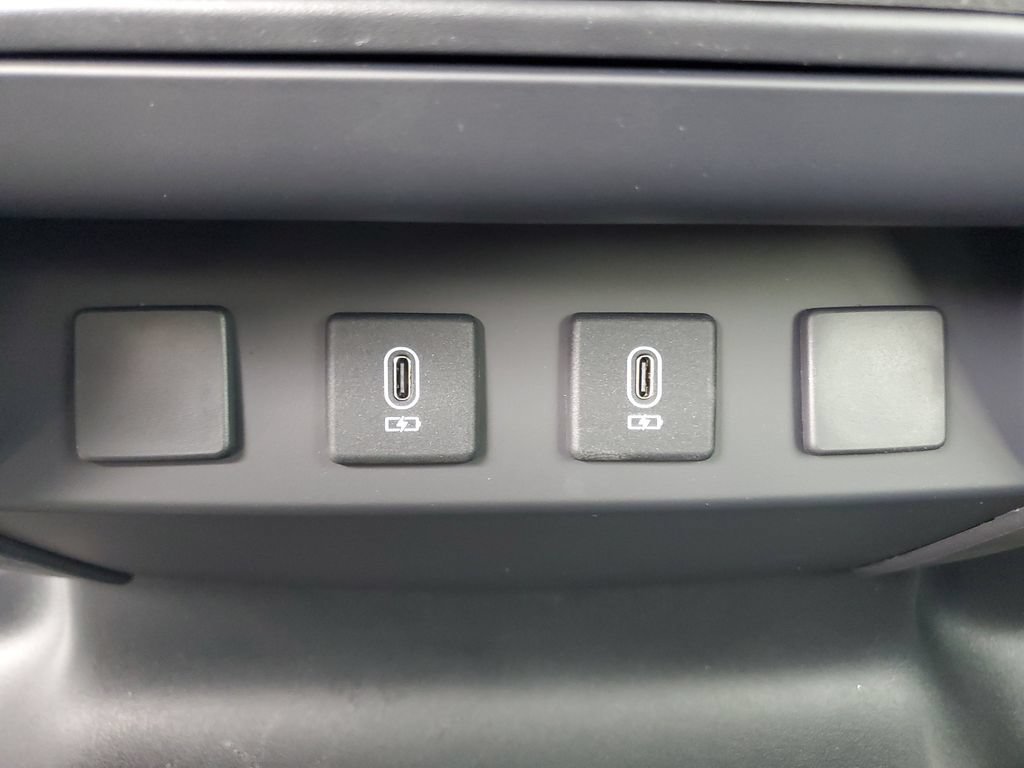 New 2026 Land Rover Defender 110 X-Dynamic SE AWD/4WD image 27