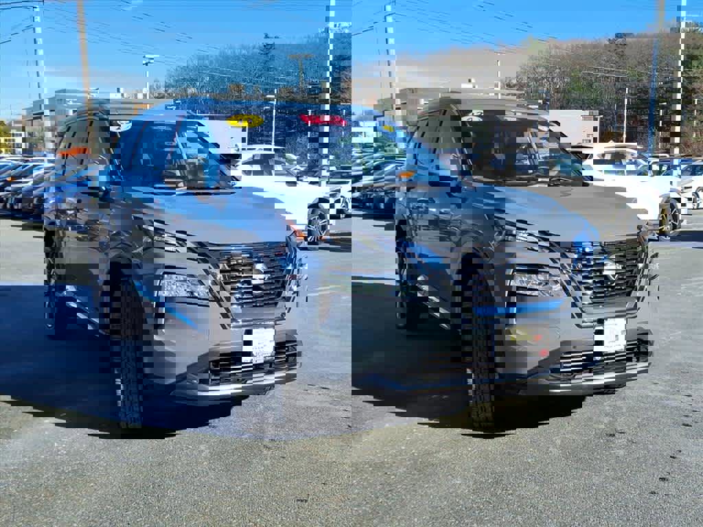 Certified 2023 Nissan Rogue SL w/ SL Premium Package image 3