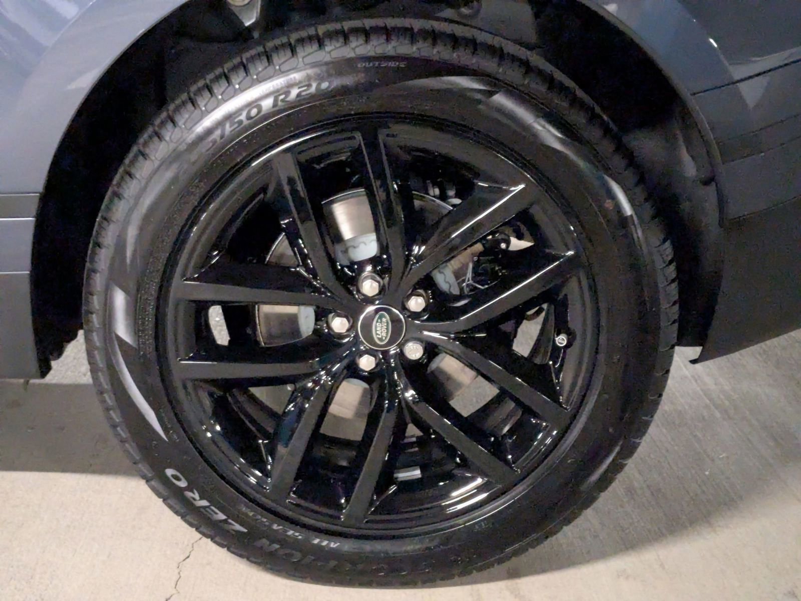 New 2026 Land Rover Range Rover Velar S image 10