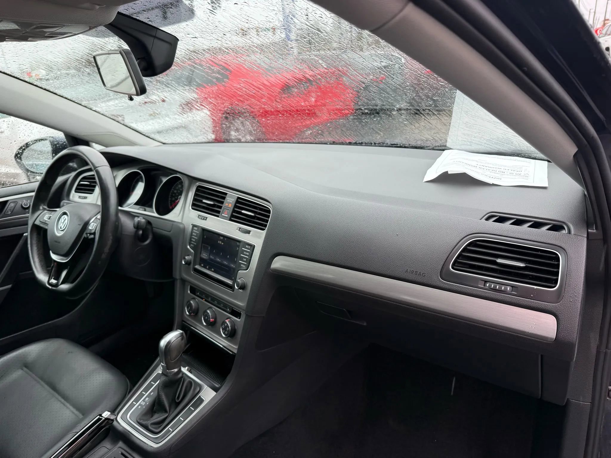 Used 2017 Volkswagen Golf Wolfsburg Edition image 23