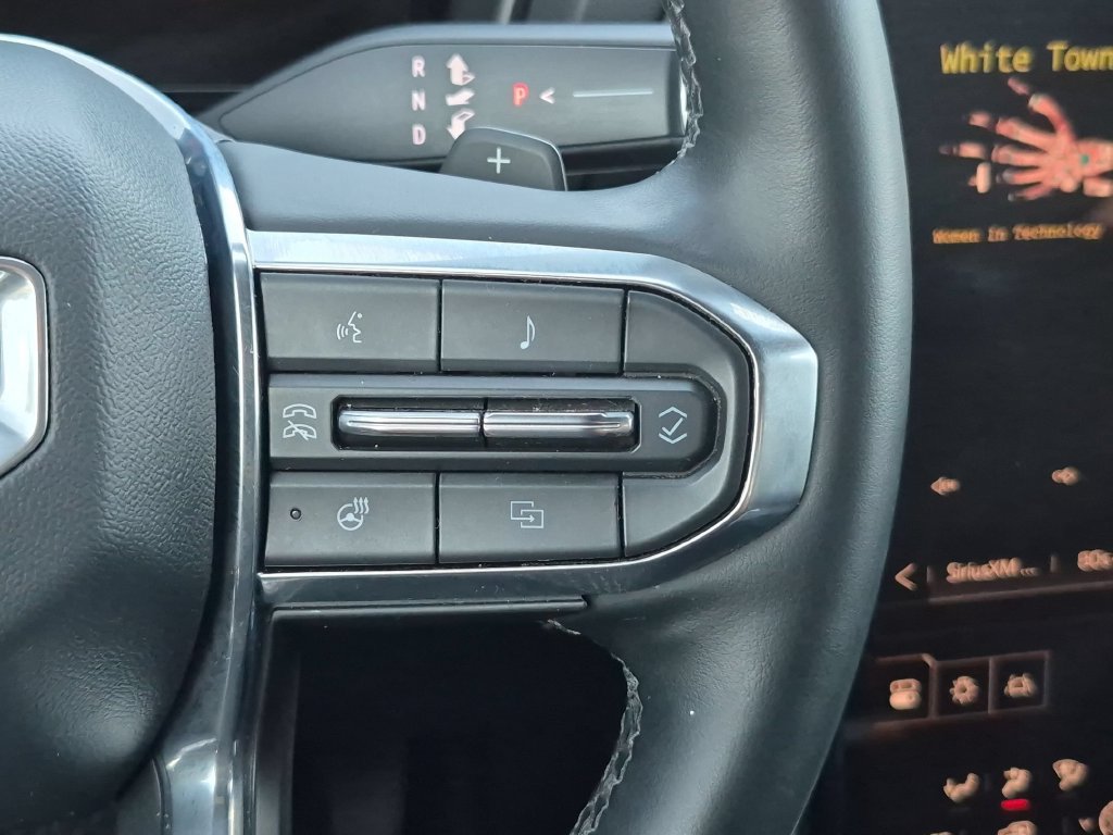 Used 2025 GMC Terrain Elevation AWD/4WD image 22
