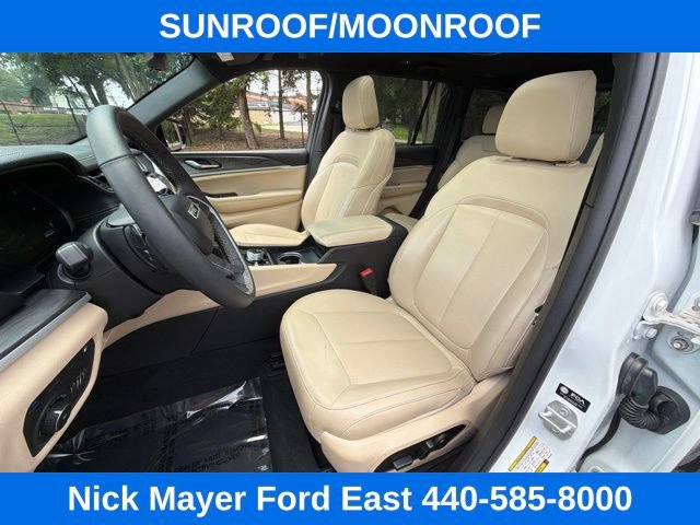 Used 2024 Jeep Grand Cherokee Limited 4xe AWD/4WD image 30