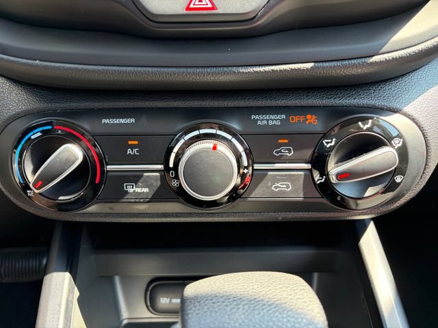 Certified 2023 Kia Soul LX w/ LX Technology Package FWD image 24