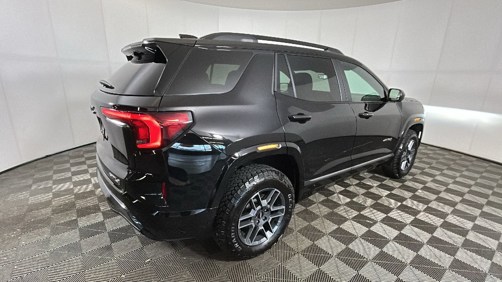 New 2026 GMC Terrain AT4 w/ Technology Package II AWD/4WD video 2