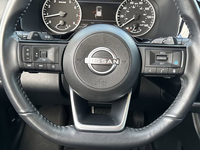 Used 2024 Nissan Pathfinder SL w/ Black Appearance Package image 14