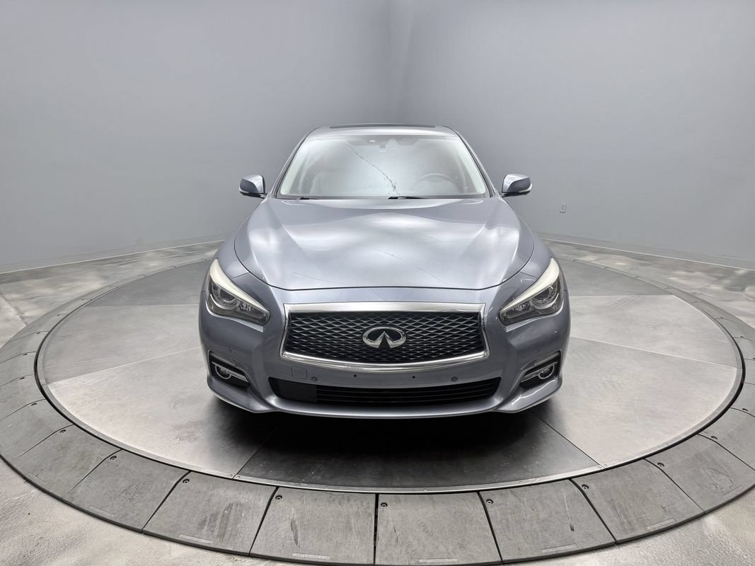 Used 2015 INFINITI Q50 Premium w/ Technology Package AWD/4WD image 2