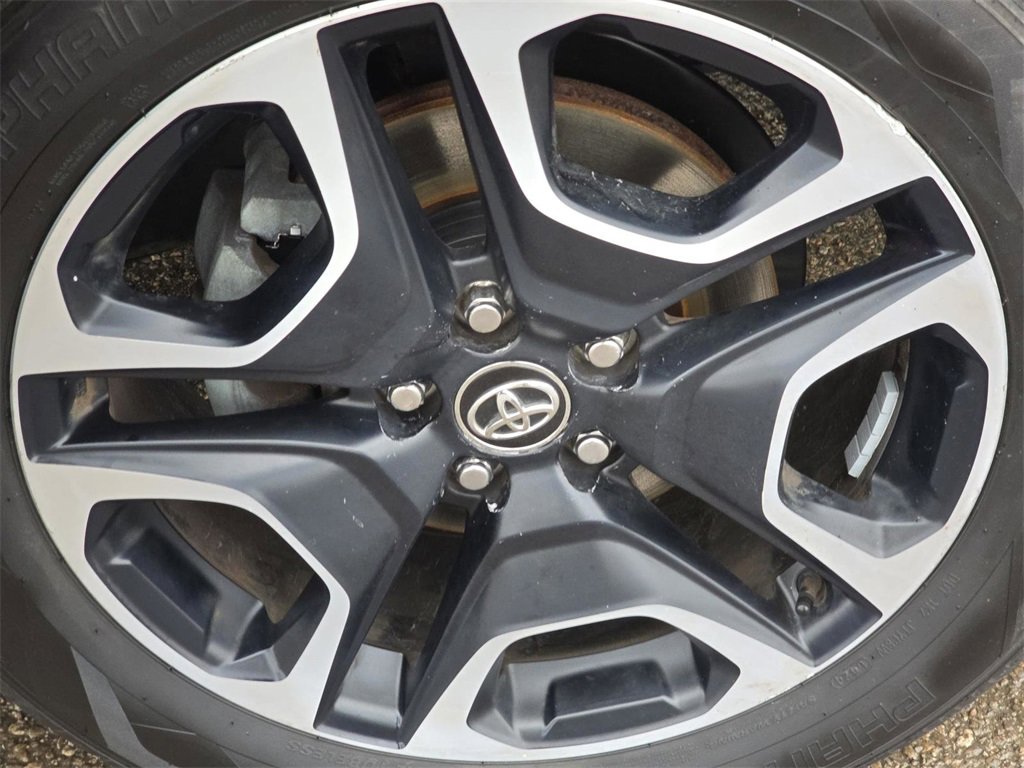 Used 2021 Toyota RAV4 Adventure image 12