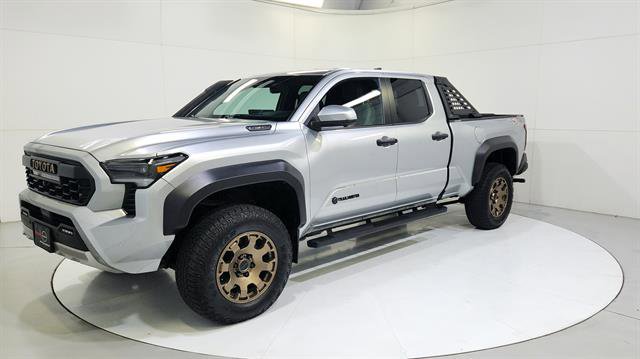 Used 2024 Toyota Tacoma 4x4 Double Cab Hybrid image 3