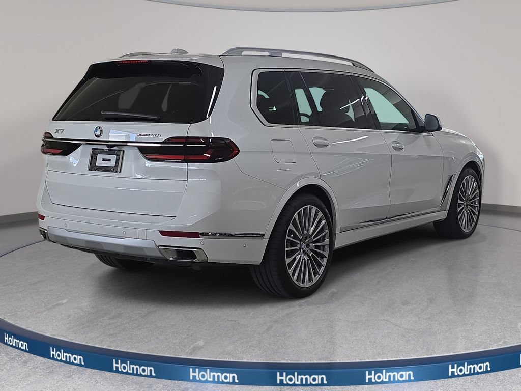 Used 2026 BMW X7 xDrive40i AWD/4WD image 7
