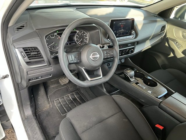 Used 2024 Nissan Rogue S image 11