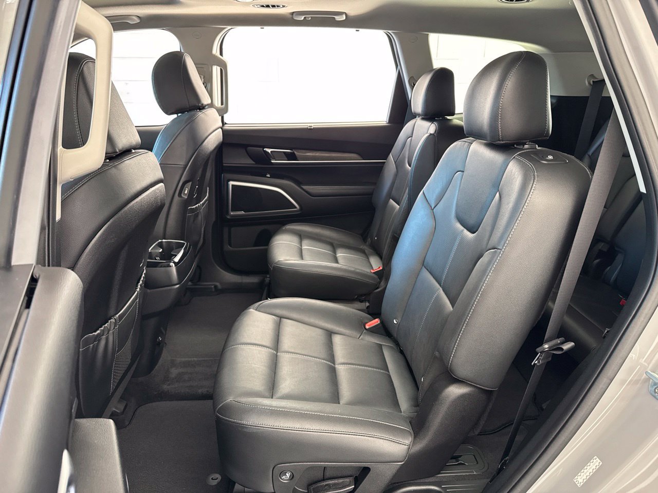 Used 2021 Kia Telluride EX w/ EX Premium Package AWD/4WD image 39