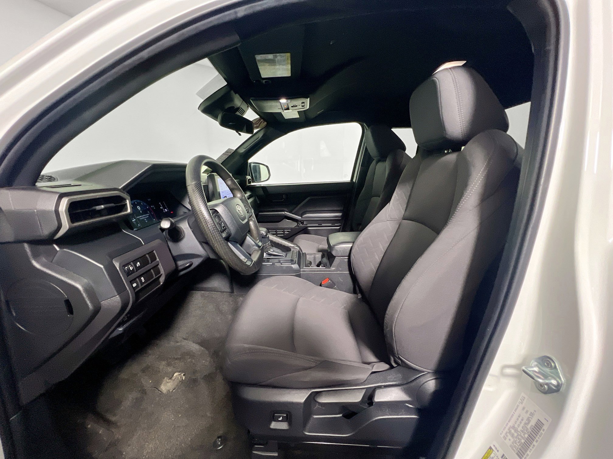 Used 2024 Toyota Tacoma SR image 14