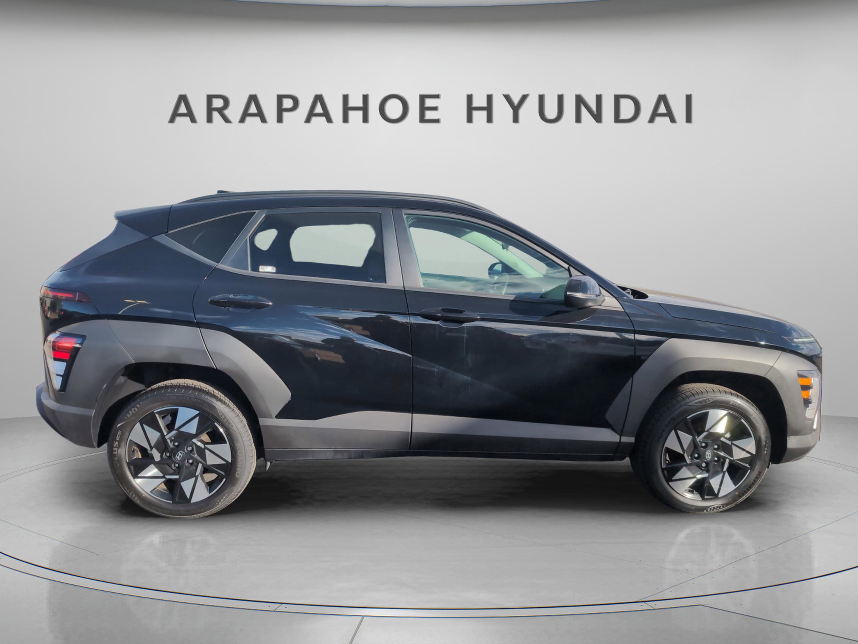 Used 2025 Hyundai Kona SEL image 7