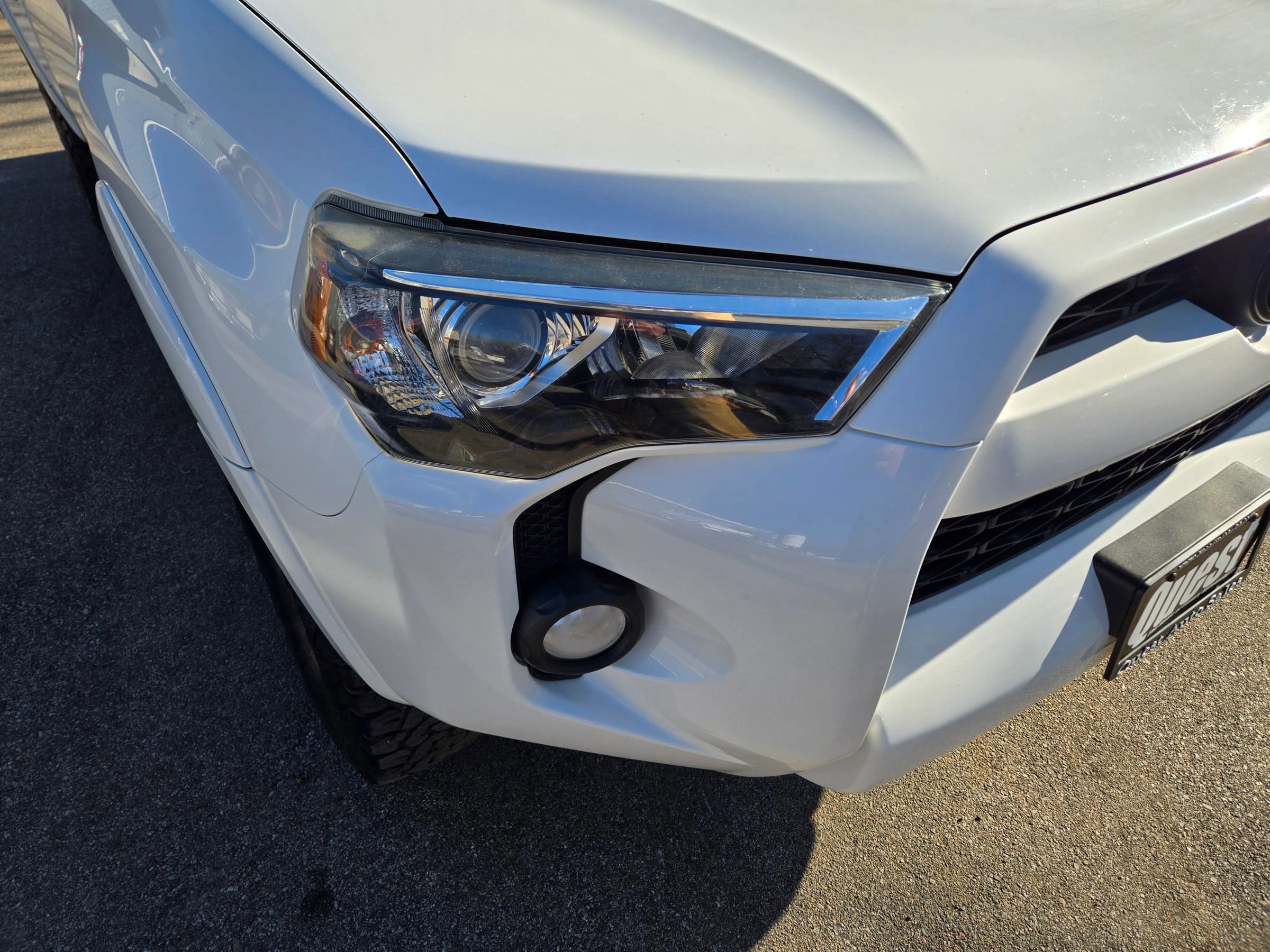 Used 2017 Toyota 4Runner SR5 Premium image 17