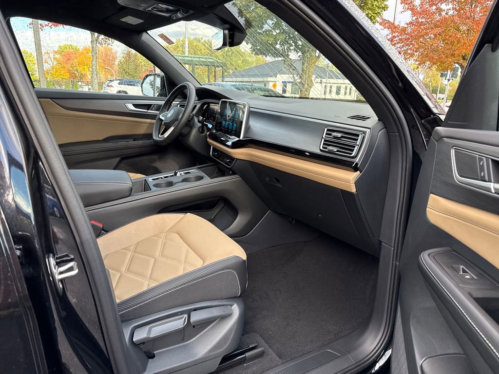 New 2026 Volkswagen Atlas Cross Sport SE image 15