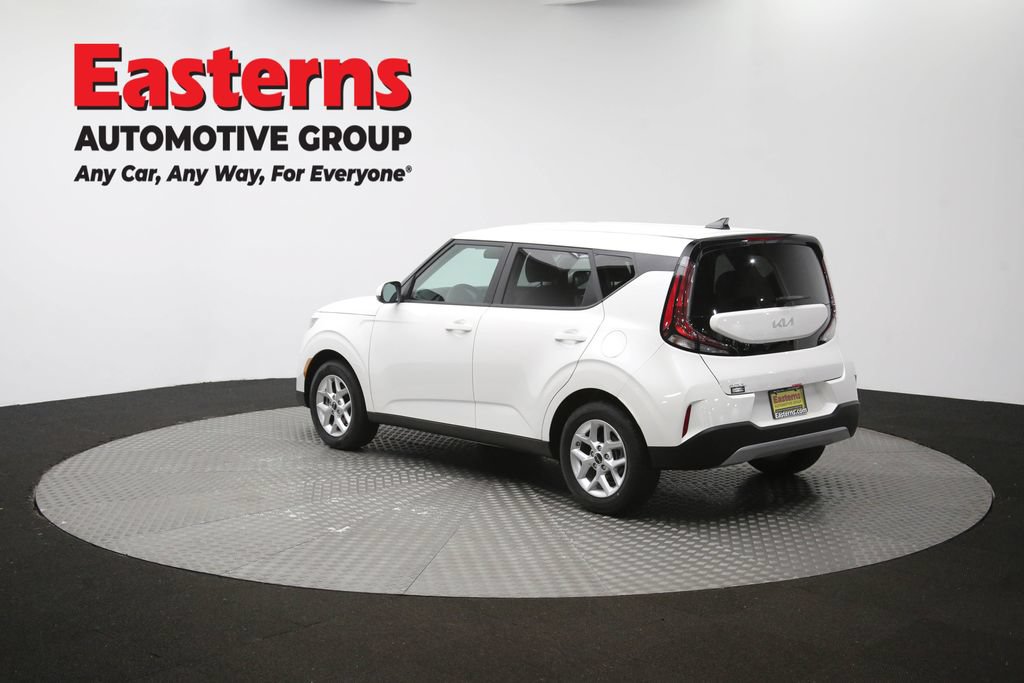 Used 2025 Kia Soul LX FWD image 62